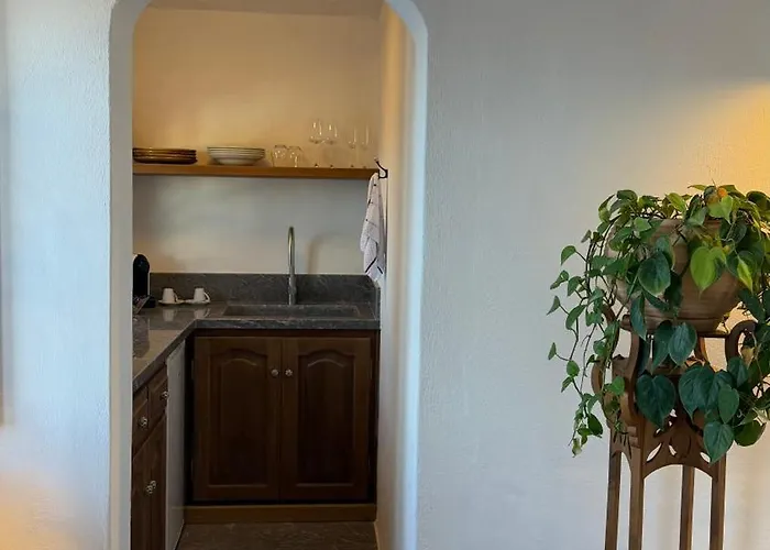 Chelidonia Luxury Suites